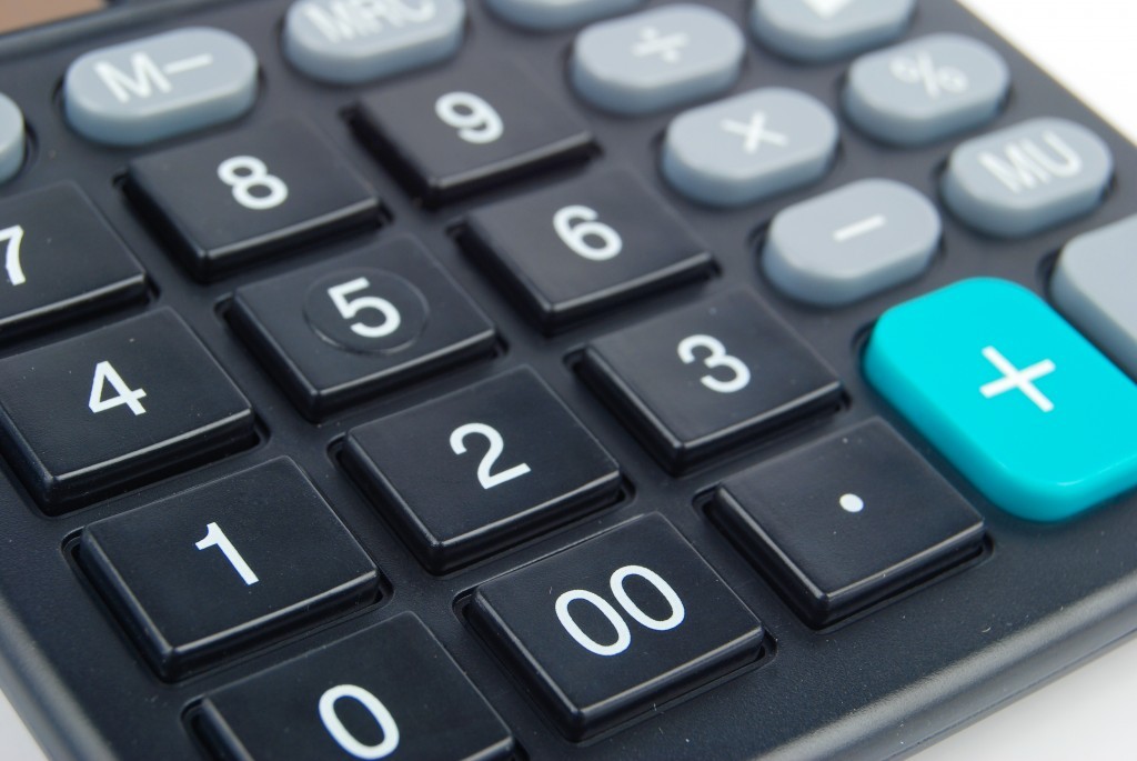 Depositphotos_13506038_original-CALCULATOR-1024x685